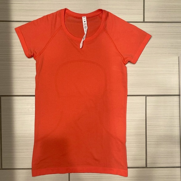 Lululemon pale raspberry swiftly tech, size 6 - Picture 1 of 4